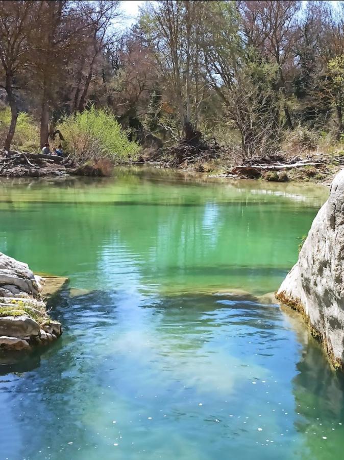 Sous Les Etoiles En Provence, Gite Les Bambous Lurs Exterior foto
